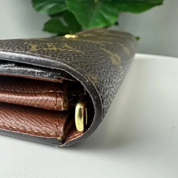 💎✨AuthenticLouis Vuitton Sarah Wallet